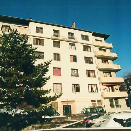 Hello Apartment Анси Екстериор снимка